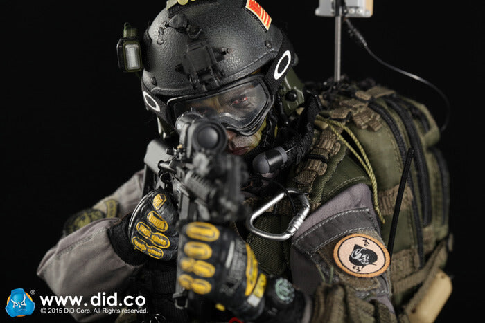 1:6 scale DID U.S. Navy CNSWG-4 22RD SBT (Special Boat Team) "Weimy" 12" Figure MA1002