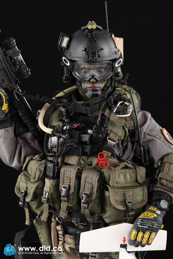 1:6 scale DID U.S. Navy CNSWG-4 22RD SBT (Special Boat Team) "Weimy" 12" Figure MA1002