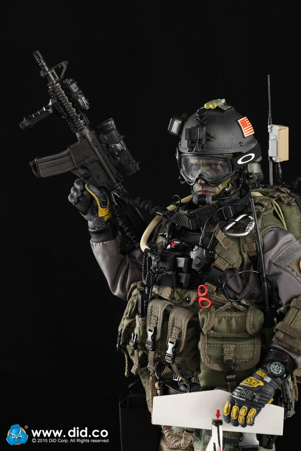 1:6 scale DID U.S. Navy CNSWG-4 22RD SBT (Special Boat Team) "Weimy" 12" Figure MA1002