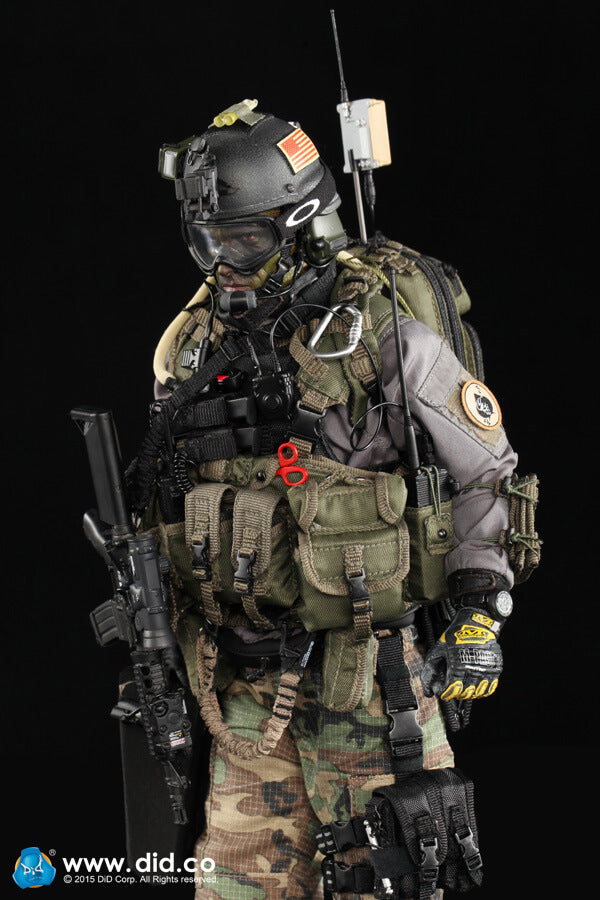 1:6 scale DID U.S. Navy CNSWG-4 22RD SBT (Special Boat Team) "Weimy" 12" Figure MA1002
