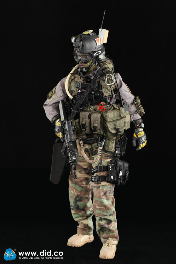 1:6 scale DID U.S. Navy CNSWG-4 22RD SBT (Special Boat Team) "Weimy" 12" Figure MA1002