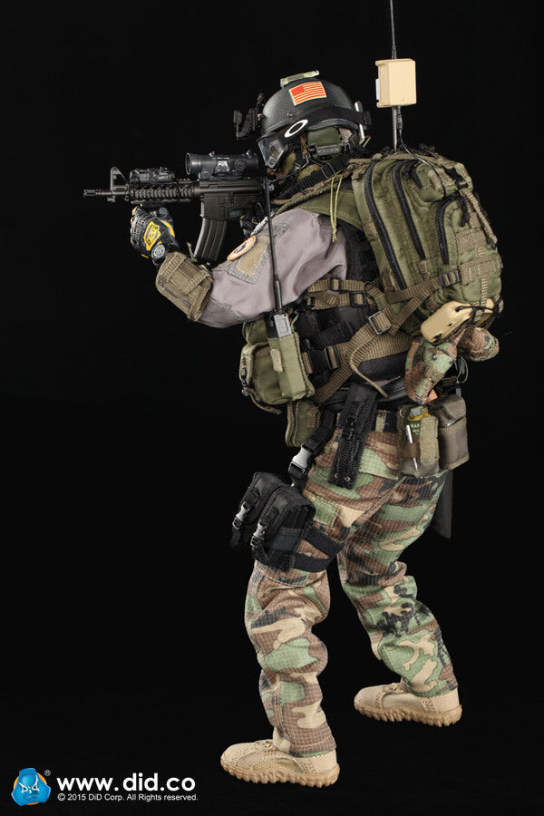 1:6 scale DID U.S. Navy CNSWG-4 22RD SBT (Special Boat Team) "Weimy" 12" Figure MA1002