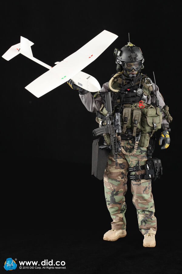 1:6 scale DID U.S. Navy CNSWG-4 22RD SBT (Special Boat Team) "Weimy" 12" Figure MA1002