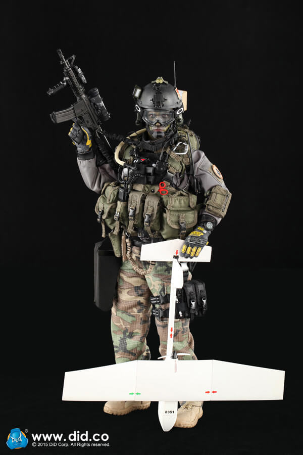 1:6 scale DID U.S. Navy CNSWG-4 22RD SBT (Special Boat Team) "Weimy" 12" Figure MA1002