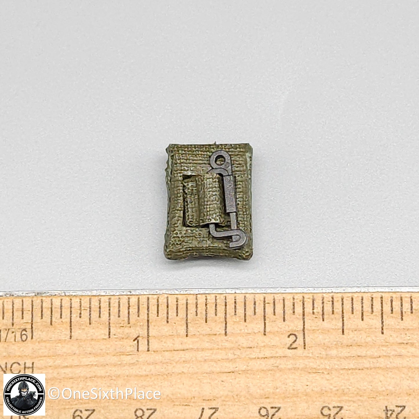 1:6 scale Dragon Kenneth Bowra Molded Vietnam Compass Pouch for 12" Figures