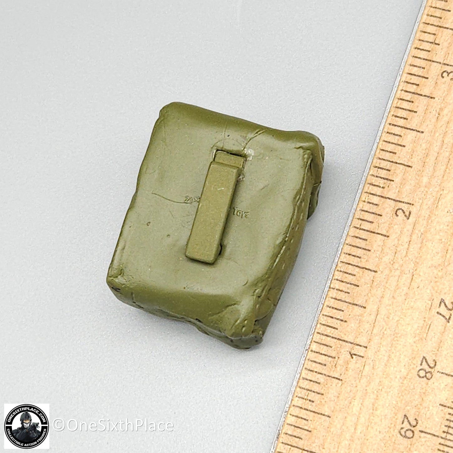 1:6 Ultimate Soldier Molded Large SAW Ammo Utility Pouch (x1) for 12" Figures
