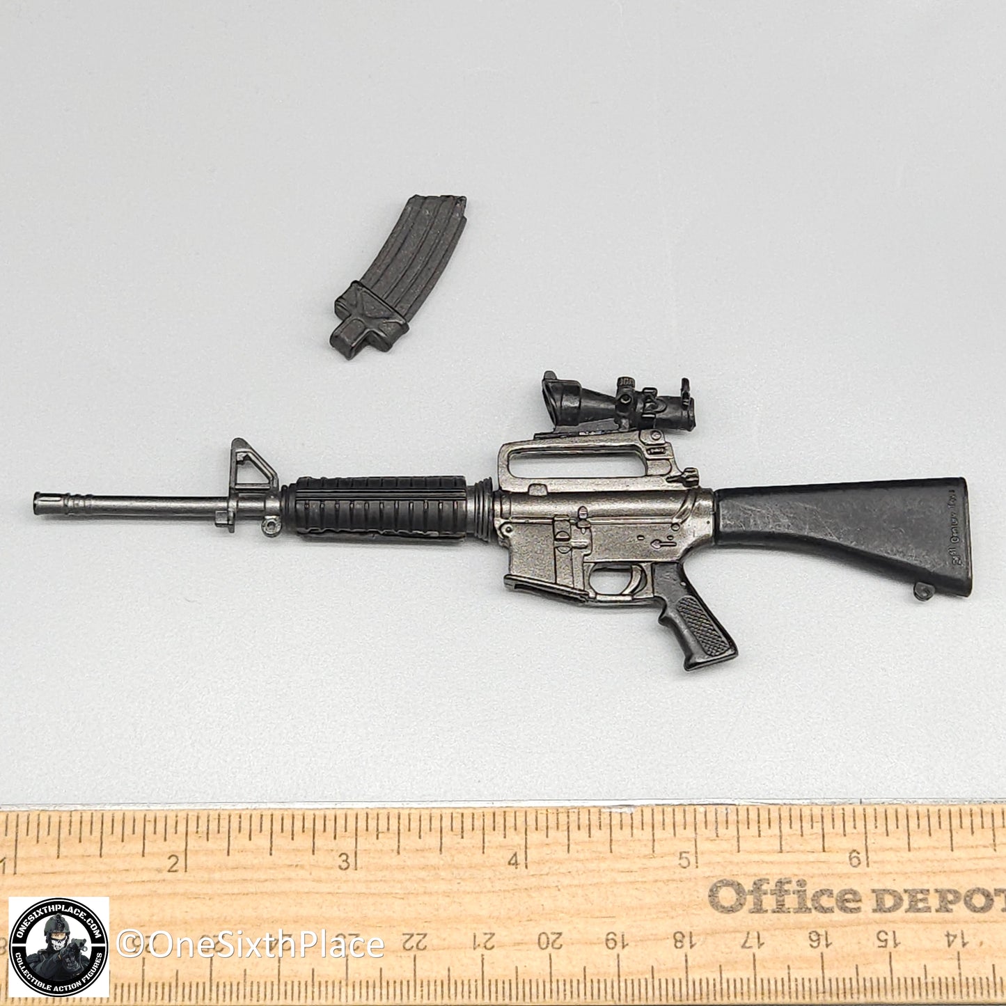 1:6 scale Ultimate Soldier M16 w/ ACOG Scope for 12" Figures