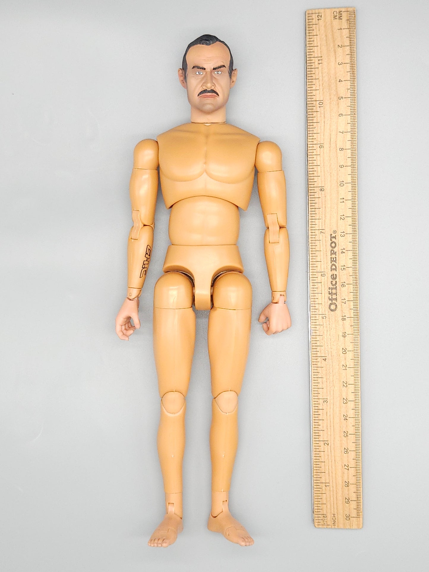 1:6 scale Dragon WWII British Paratrooper Roy Male Body w/ Head & Hands 12" Figure