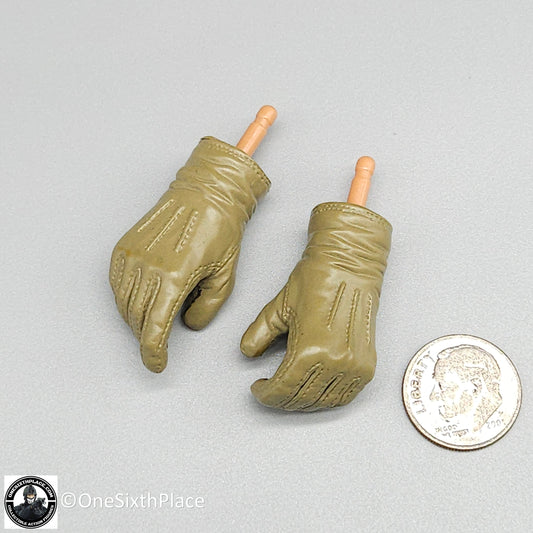 1:6 Dragon Light Brown Gloved Hands for 12" Figures