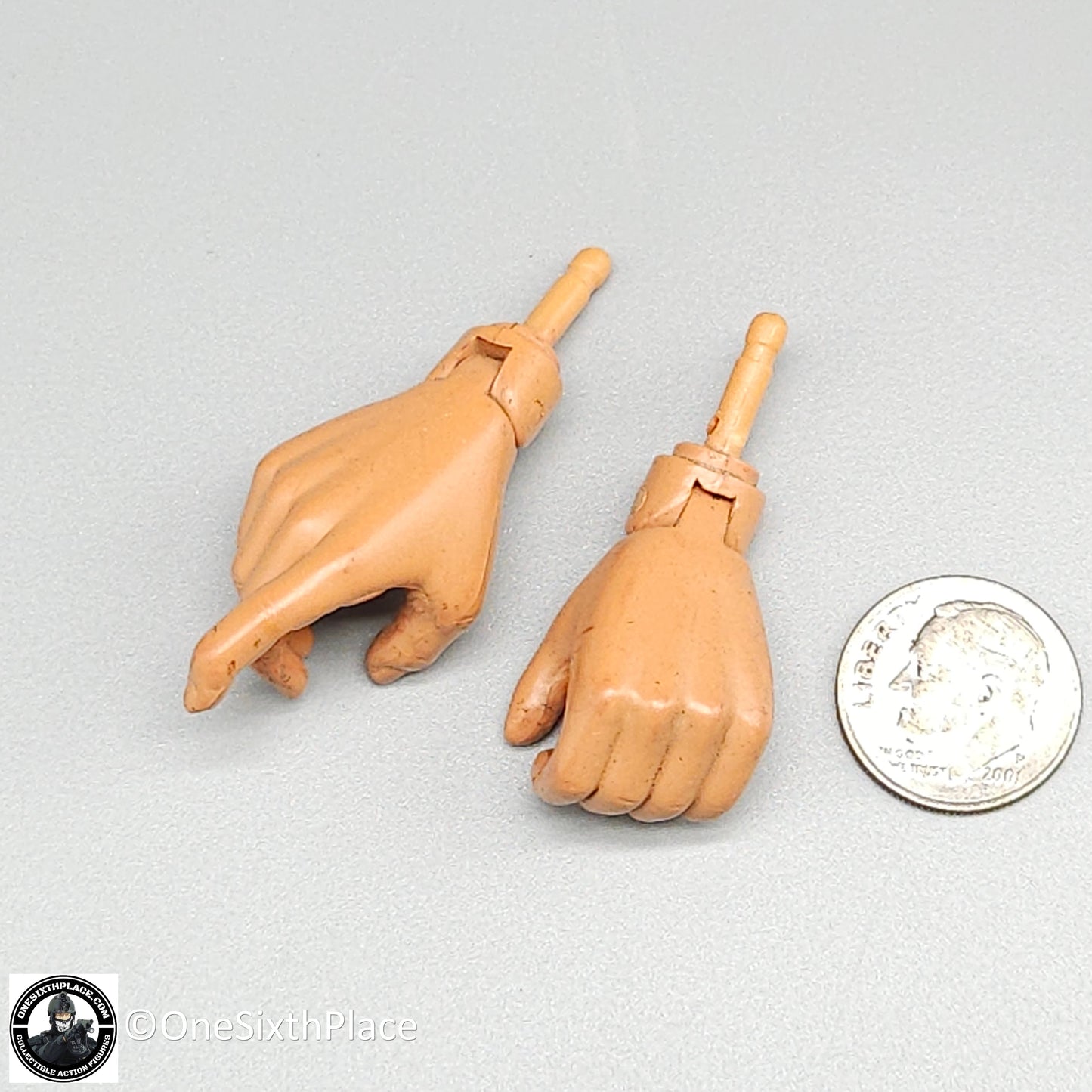 1:6 scale Dragon Rifle Grip Male Nude Hands (Suntan) for 12" Figures