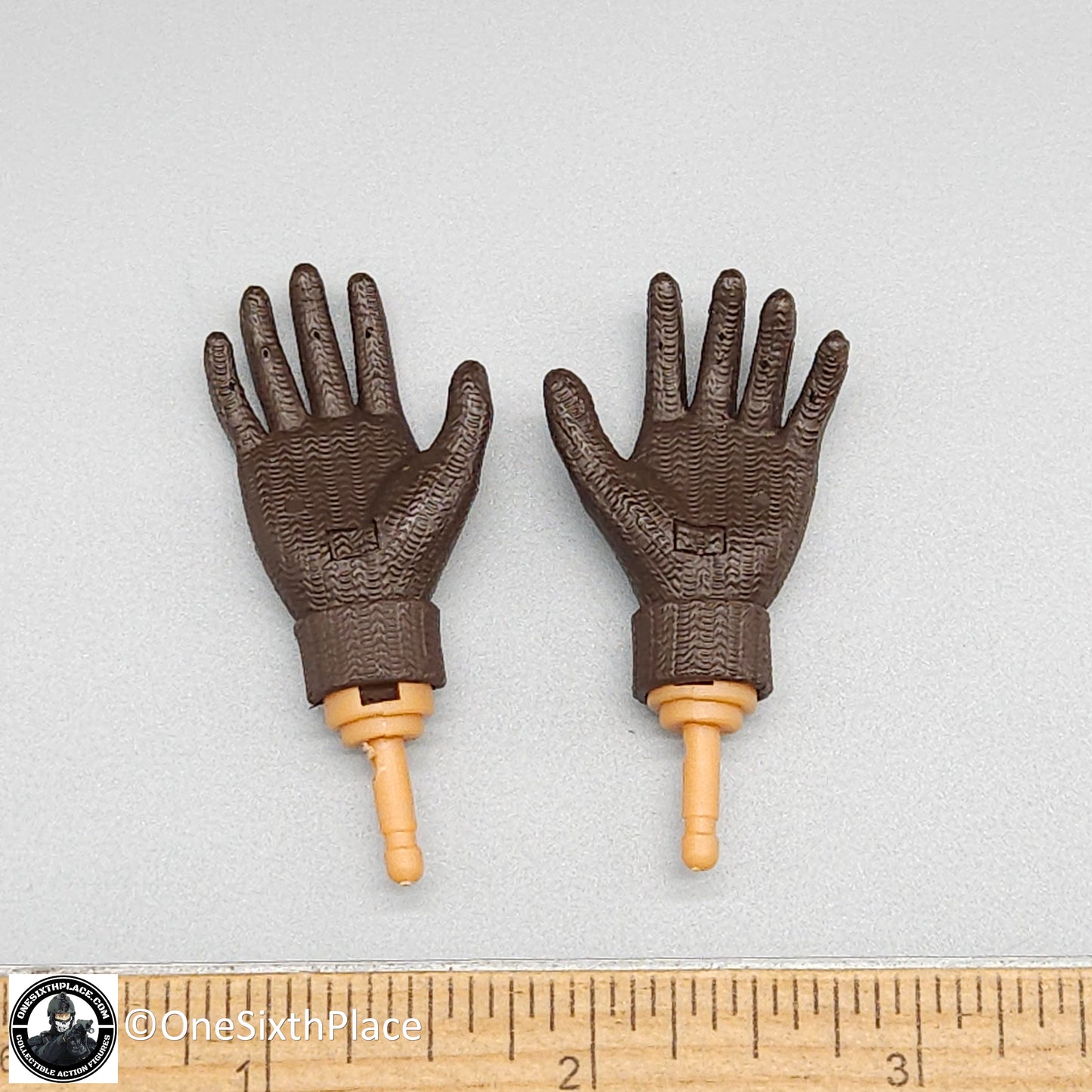 1:6 scale Dragon Brown Bendable Finger Hands for 12" Figures