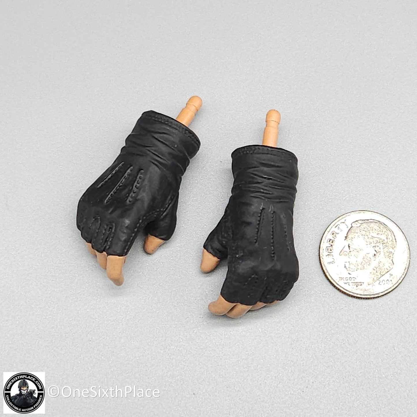 1:6 scale Dragon Vietnam Ron Fingerless Black Gloved Hands for 12" Figures
