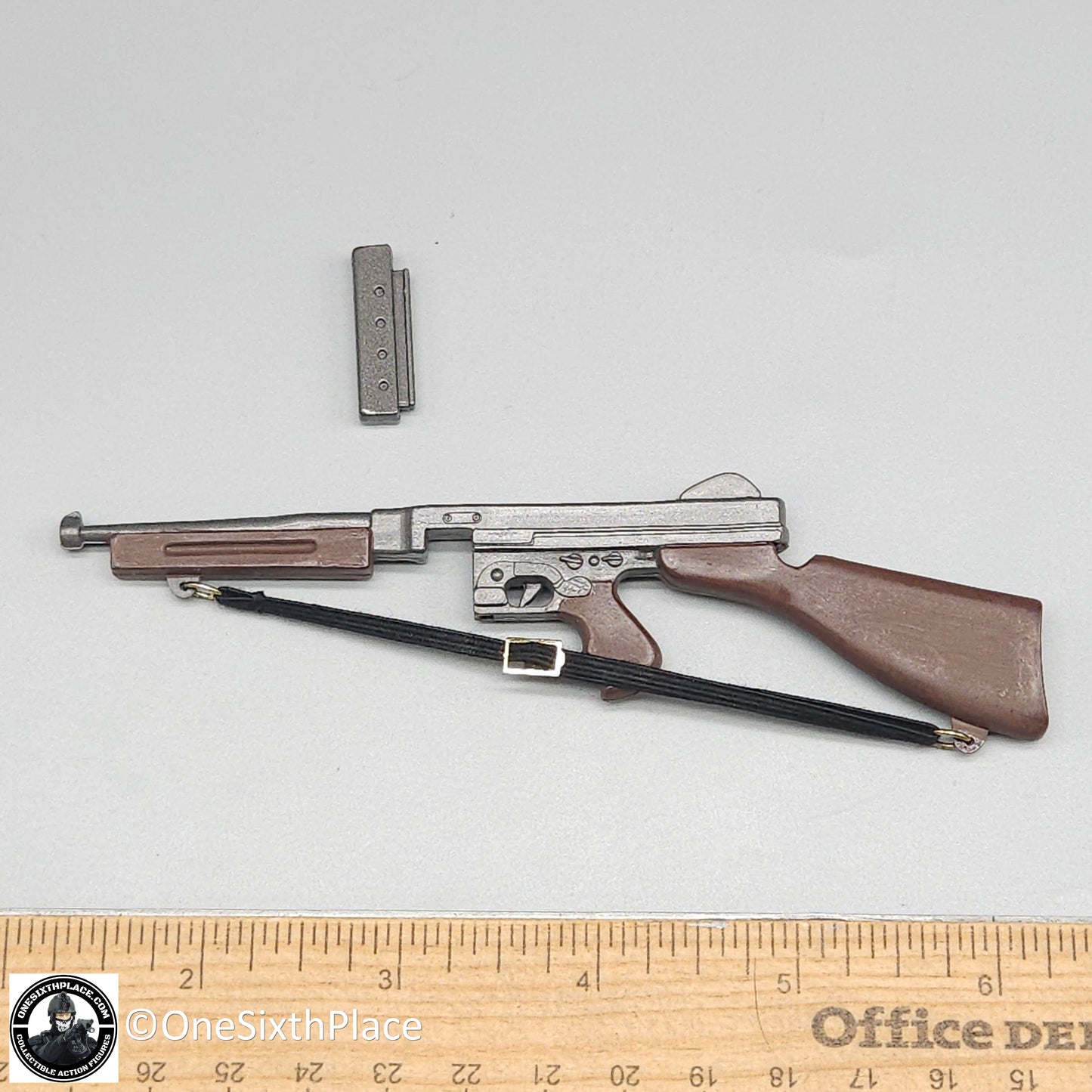 1:6 scale Cotswold Basic WWII US Thompson Submachine Gun for 12" Figures