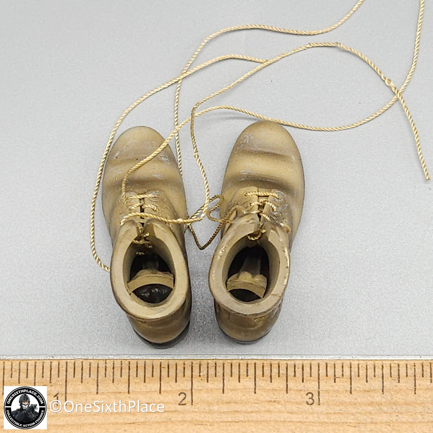 1:6 scale Toy Soldier Molded Desert Danner Boots w/ Laces for 12" Figures