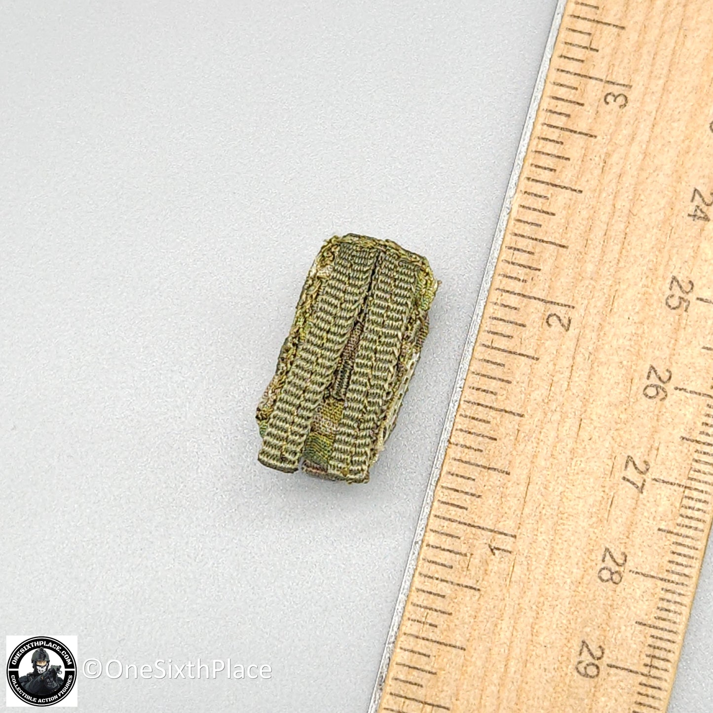 1:6 scale Easy & Simple Russian Special Operations Forces (SSO) Multicam Radio Pouch for 12" Figures