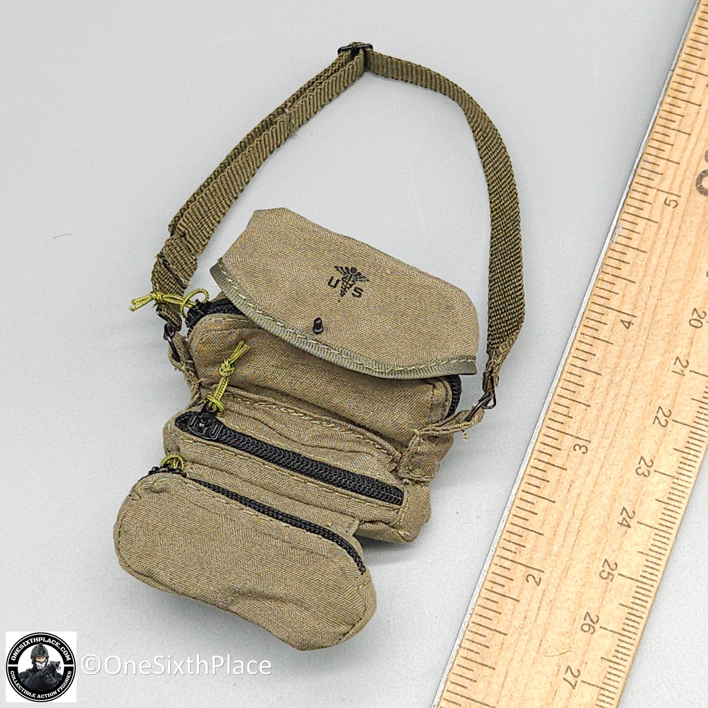 1:6 scale Toy Soldier Vietnam USMC Force Recon Medic Bag for 12" Figures