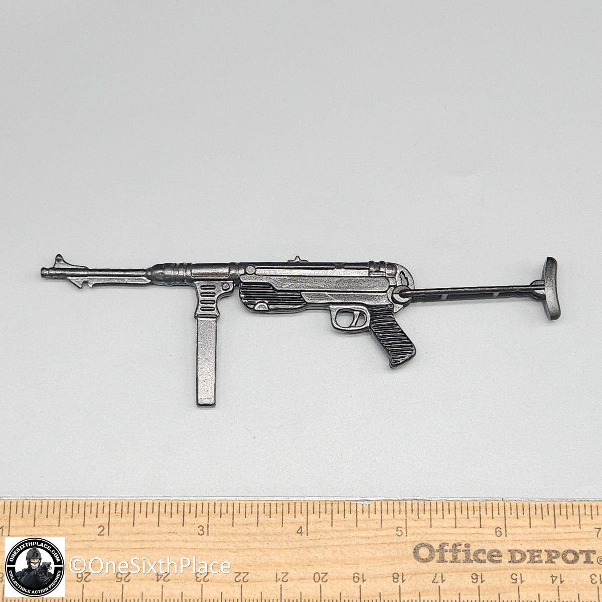 1:6 scale Cotswold WWII German MP40 Submachine Gun USED READ for 12" Figures