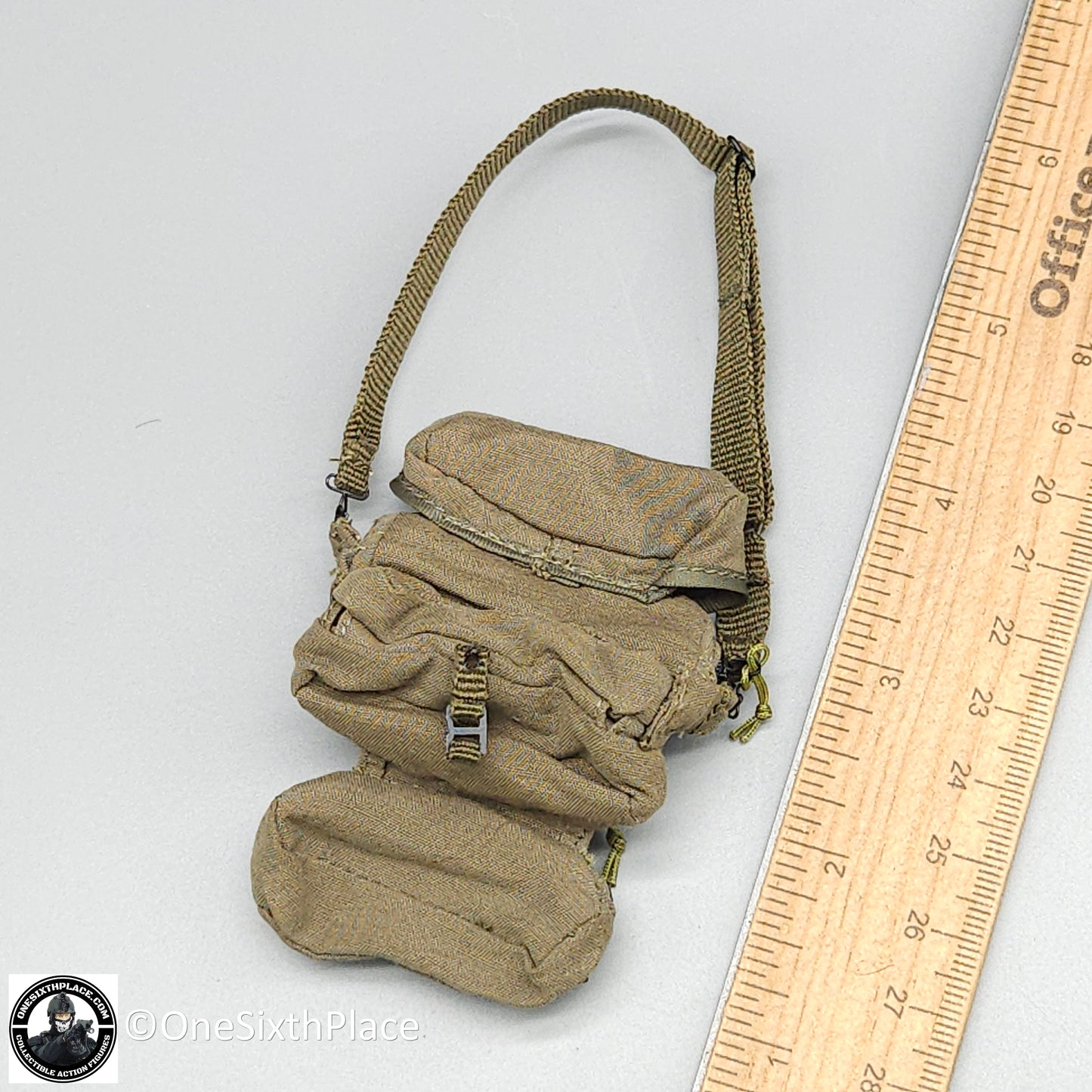 1:6 scale Toy Soldier Vietnam USMC Force Recon Medic Bag for 12" Figures