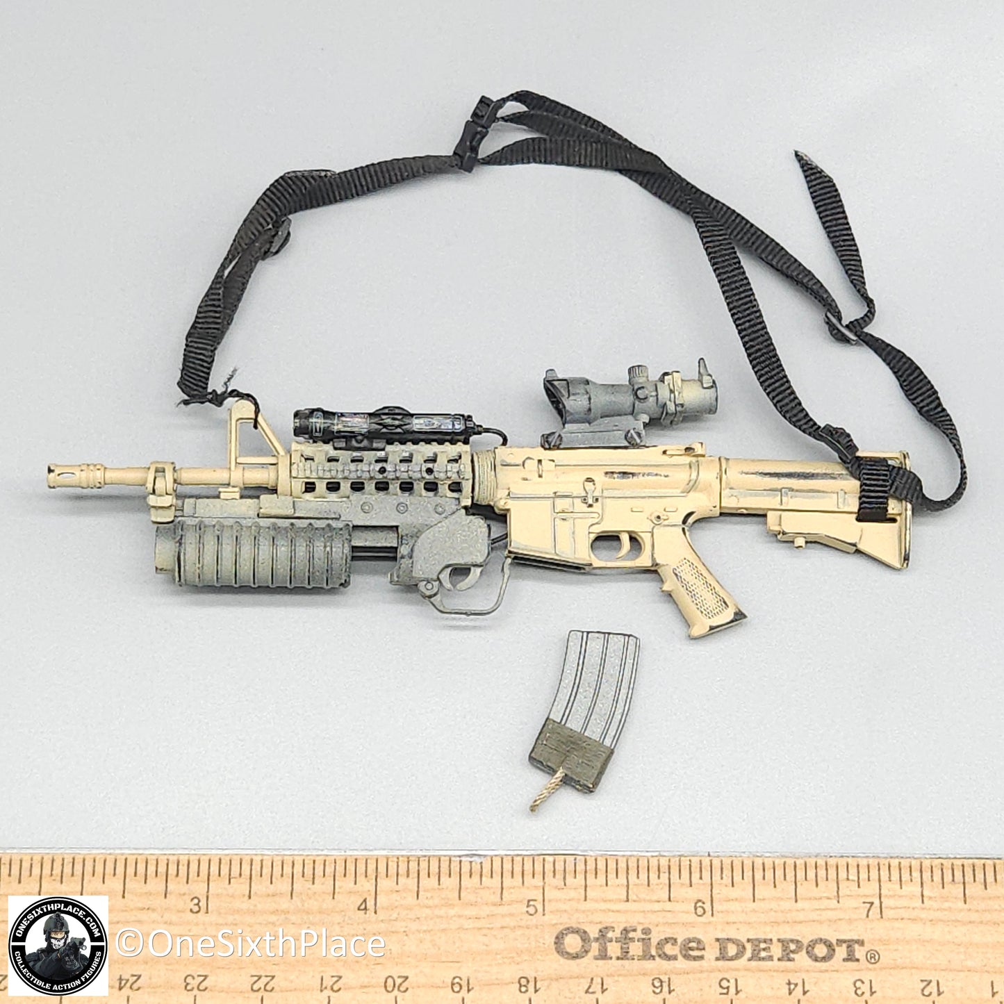 1:6 scale Hot Toys DEVGRU Desert Camo M4 Rifle w/ M203 Grenade Launcher for 12" Figures