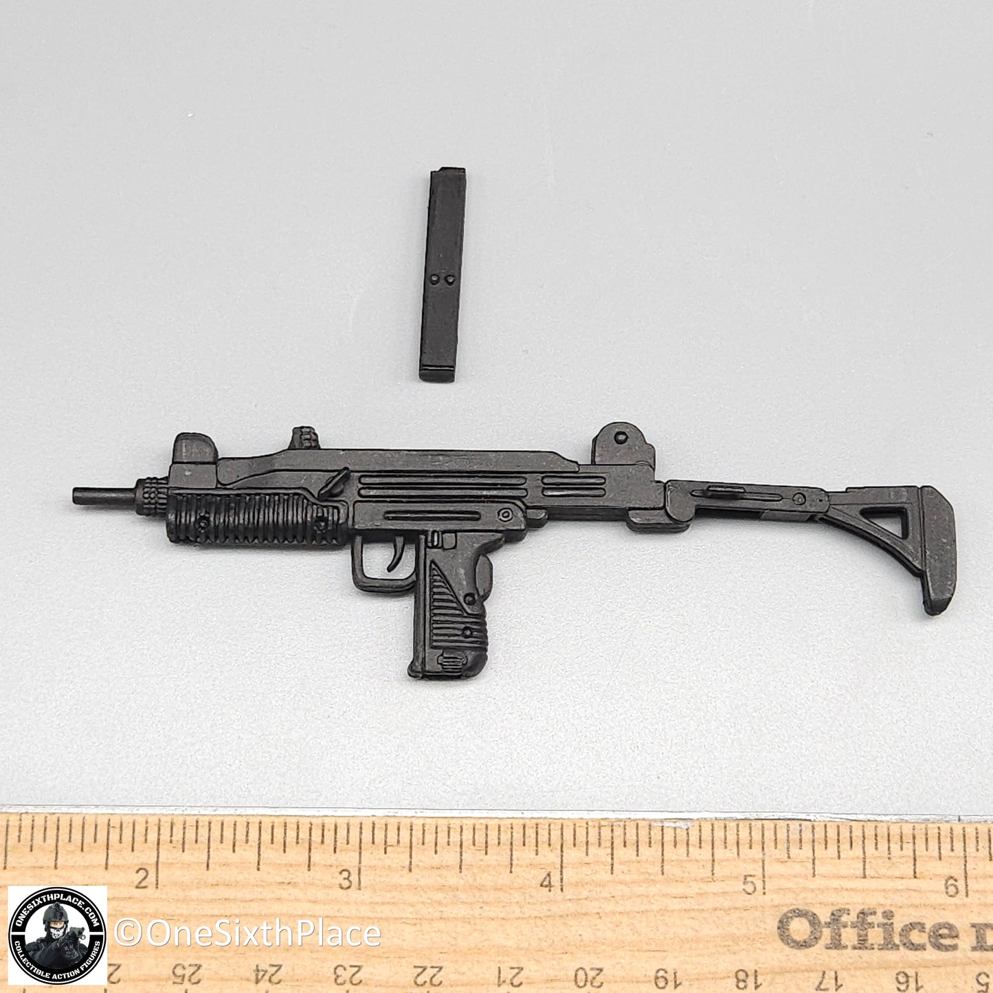 1:6 scale 21st Century Toys Uzi Submachine Gun for 12" Figures