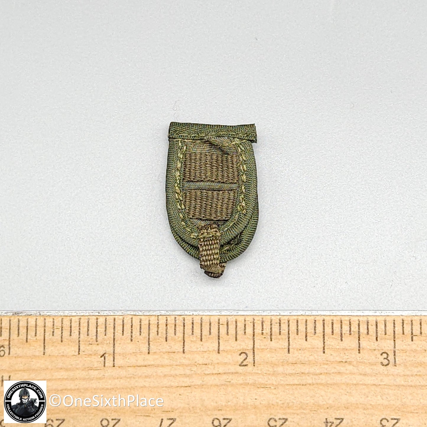 1:6 scale Toy Soldier Vietnam USMC Force Recon Strobe Pouch for 12" Figures