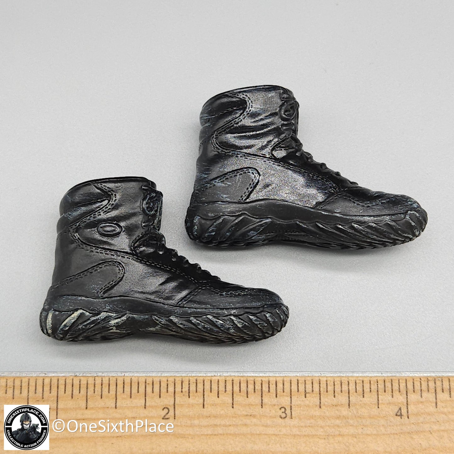 1:6 scale Very Hot Toys Black Oakley Boots (Foot Type) for 12" Figures
