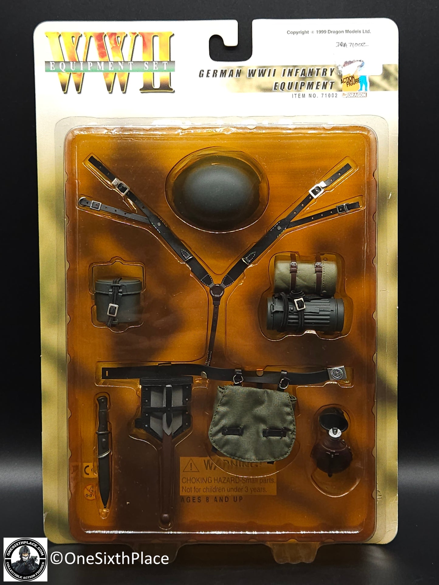 1:6 scale Dragon WWII German Infantry Equipment Set 71002 for 12" Figures