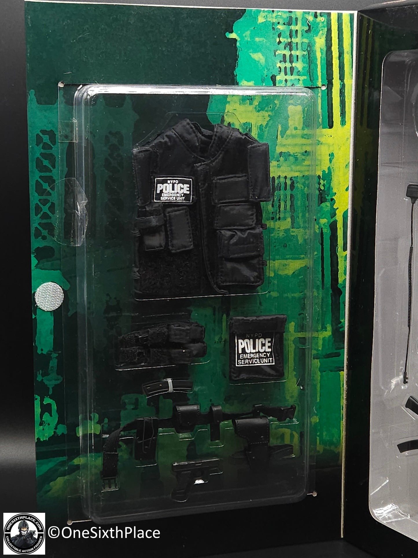 1:6 Dragon NYPD Emergency Services Unit ESU Bill Smith 12" Figure