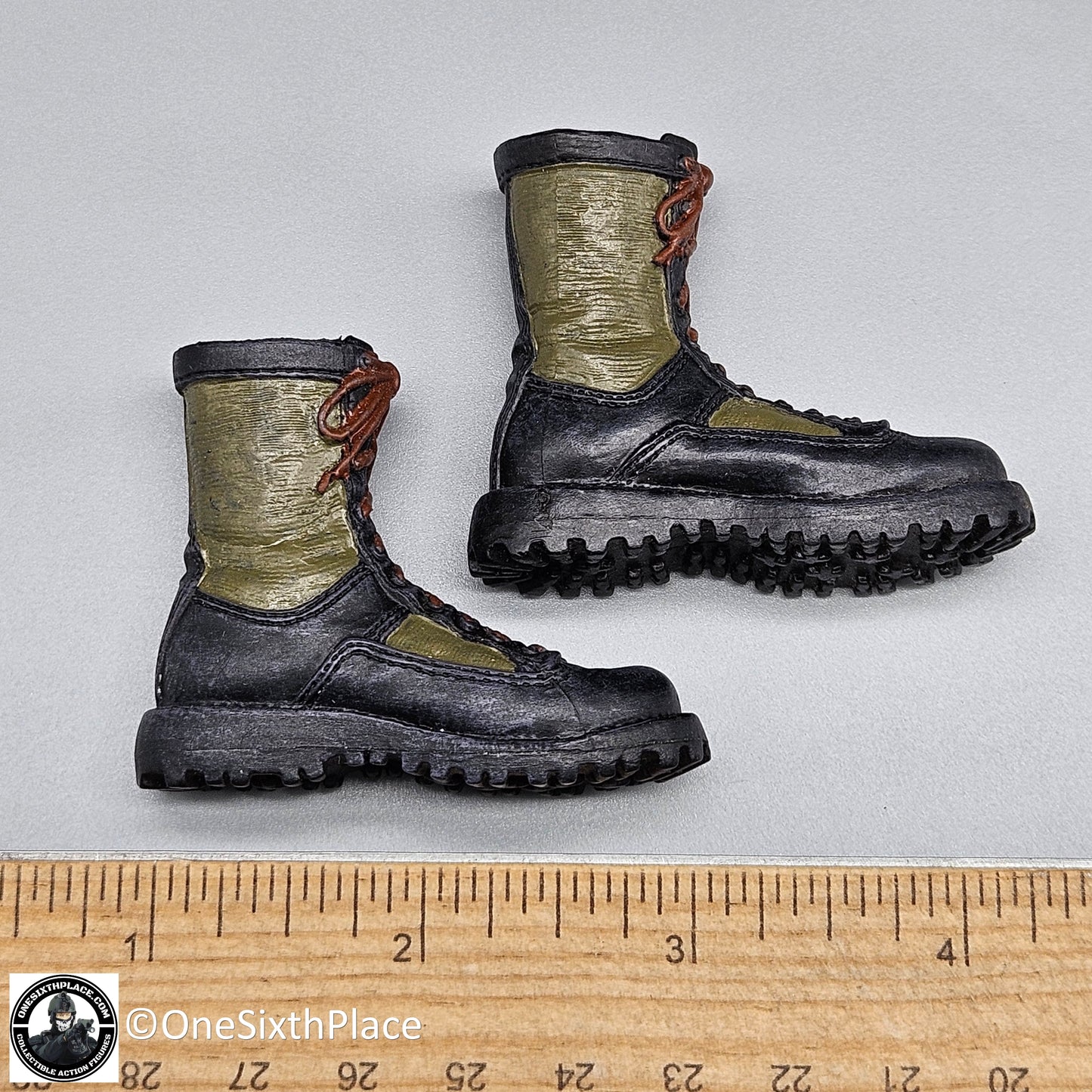 1:6 scale Molded Black Jungle Combat Boots (Peg Type) for 12" Figures
