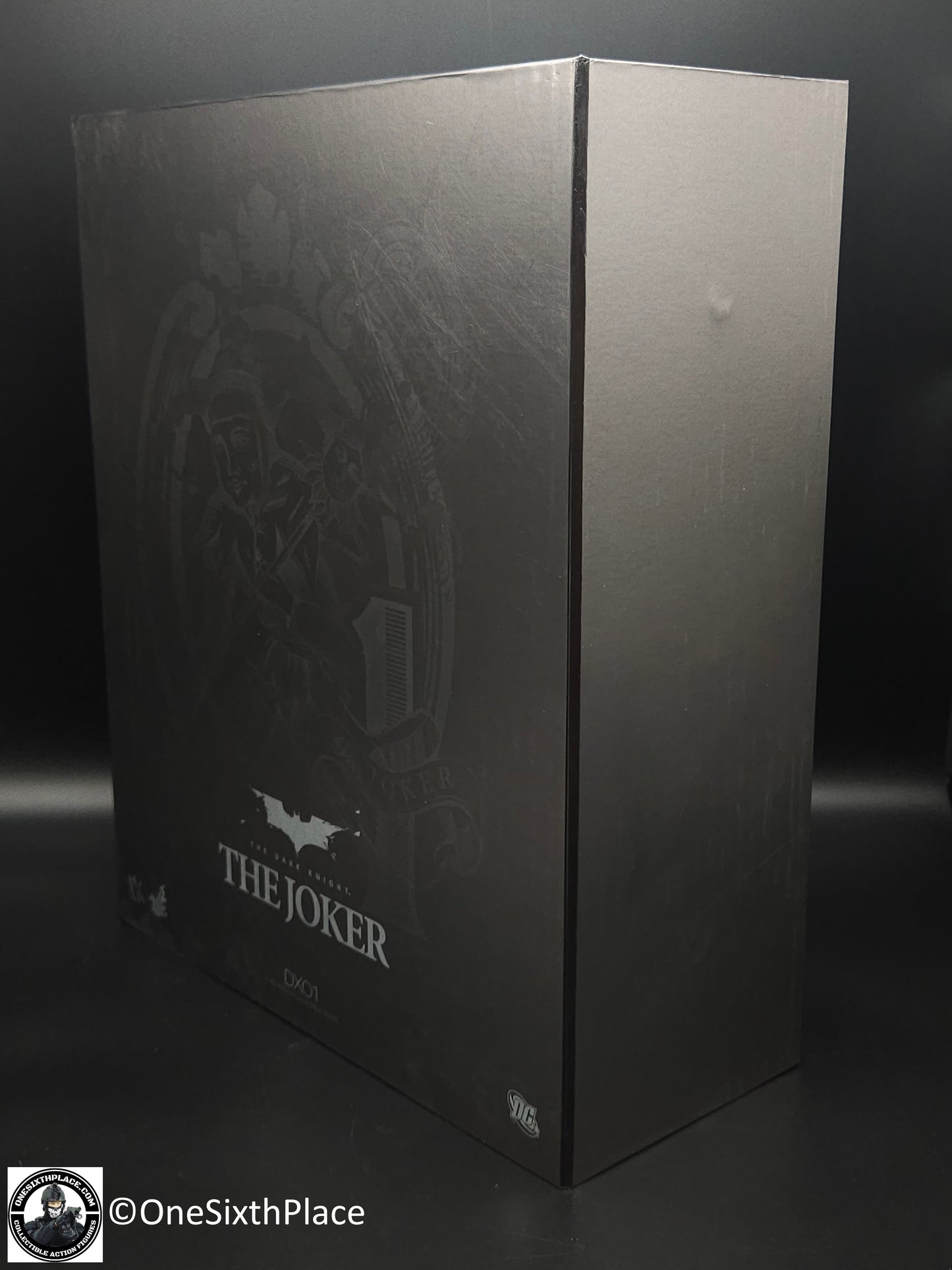 1:6 scale Hot Toys The Dark Knight Joker DX01 12" Action Figure