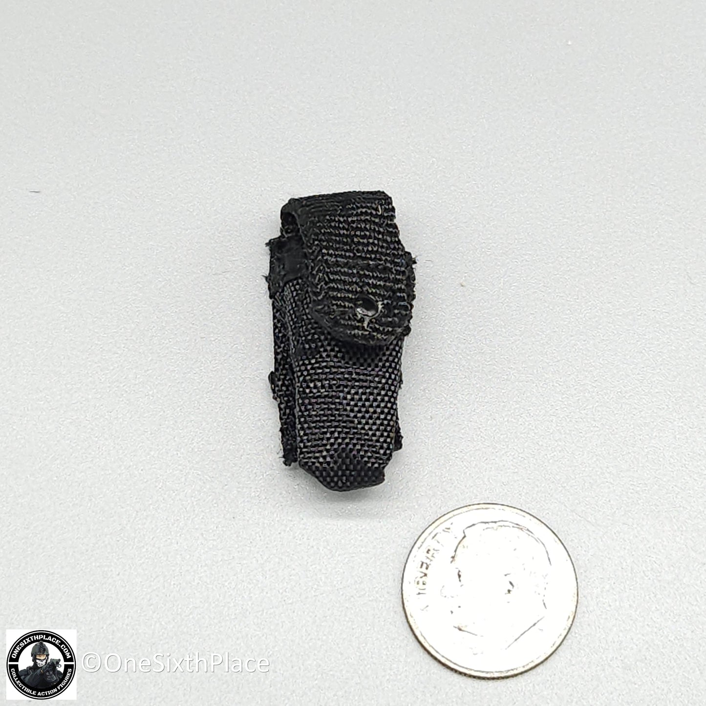 1:6 scale Toy Soldier Delta Force Black Smoke Grenade Pouch for 12" Figures